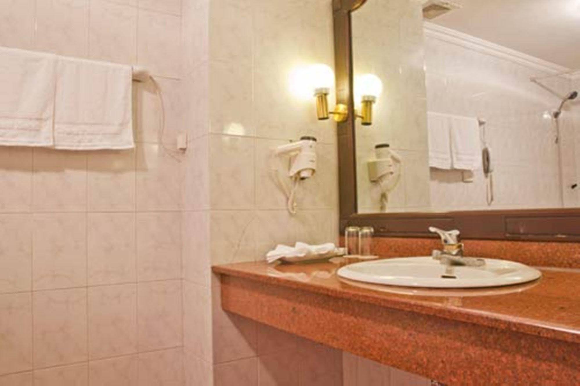 Green Park Hotel Hanoi Kültér fotó