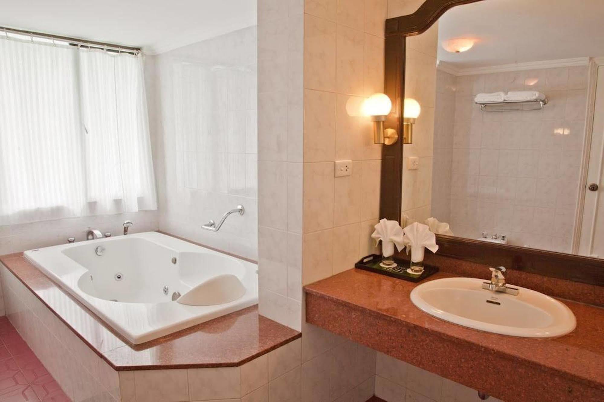 Green Park Hotel Hanoi Kültér fotó
